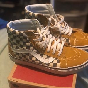 Vans SK8 Hi “Yellow Checkerboard”  Men’s SZ 8